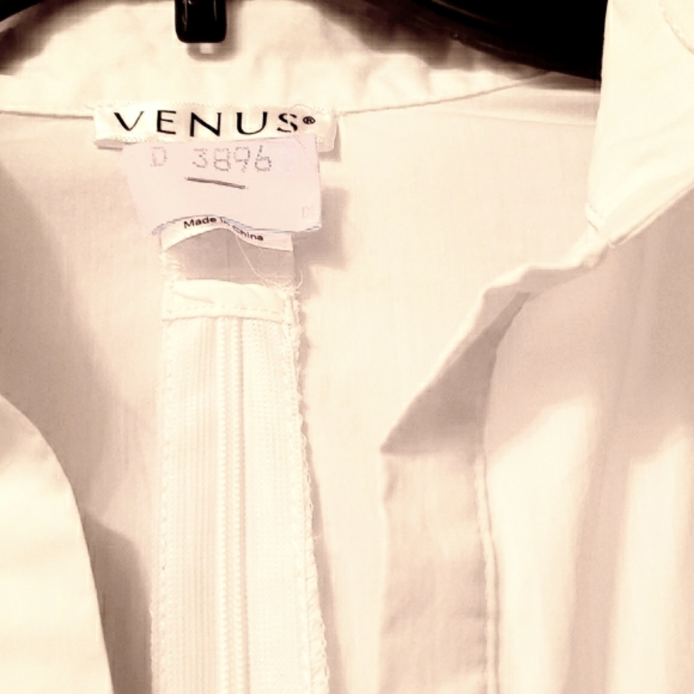 White Long Sleeve Tie-Front Blouse - Picture 2 of 2